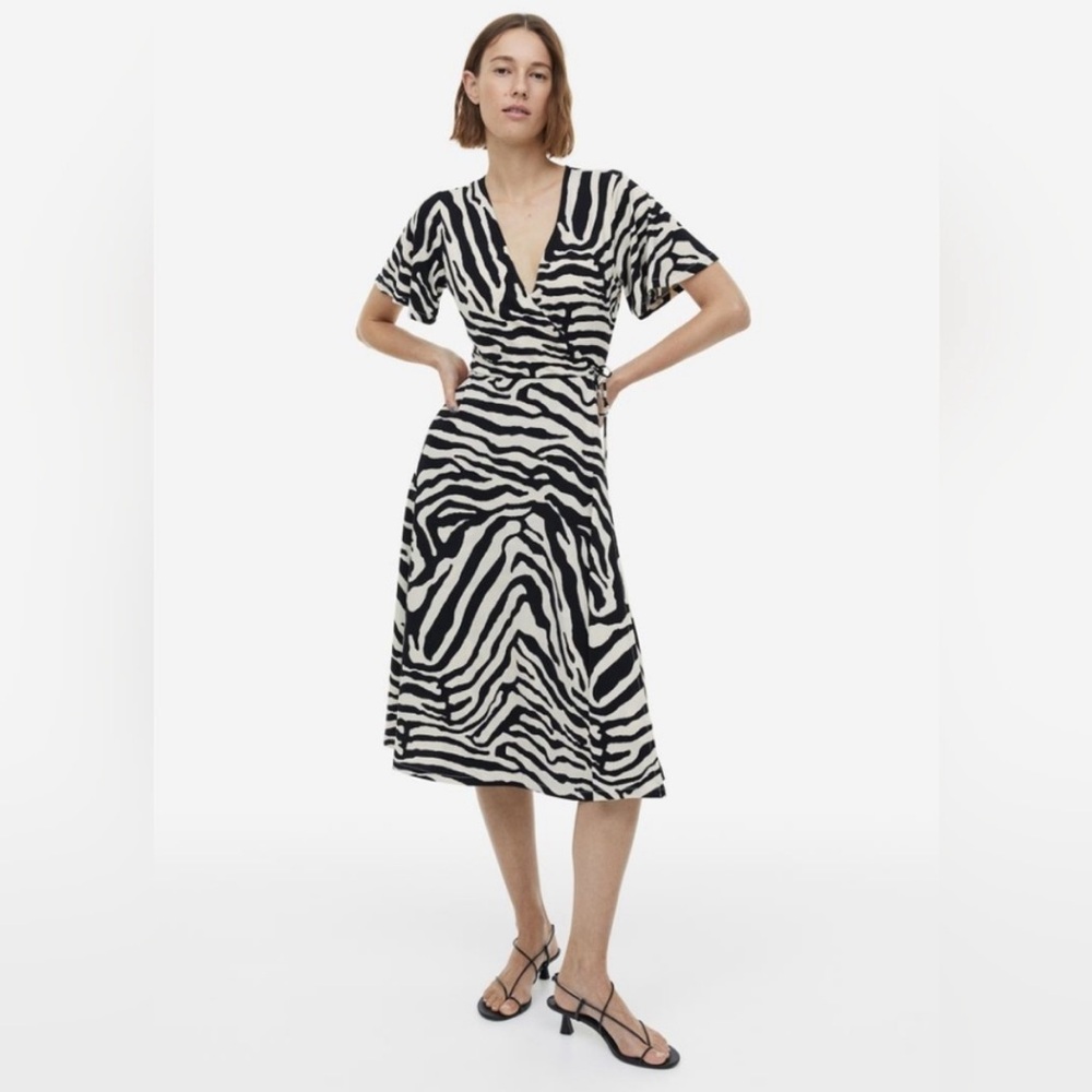 H&M jersey wrap black and cream zebra print flutter sleeve dress, XL